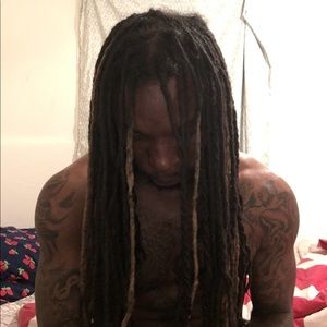 Meet your Posher, Delmonta